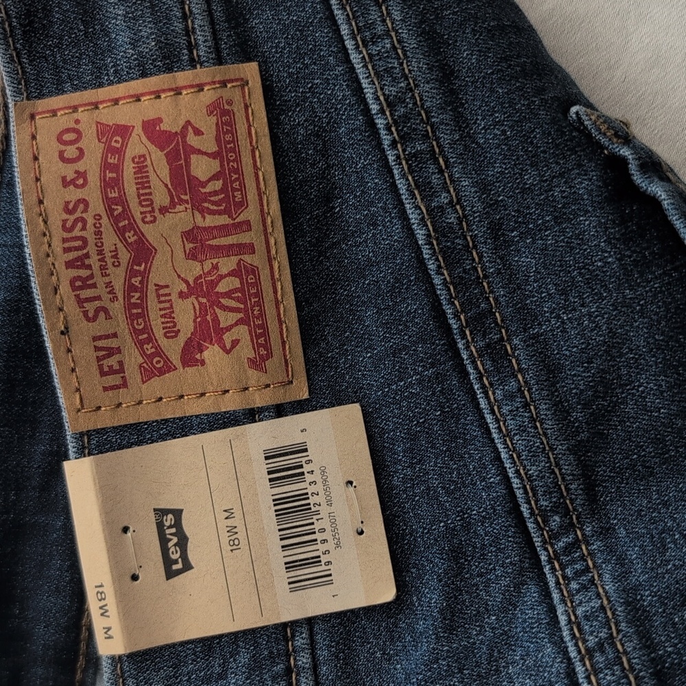 Size 18W 711 Levi Strauss & Co Skinny  Jeans  NWT ! - Picture 12 of 14
